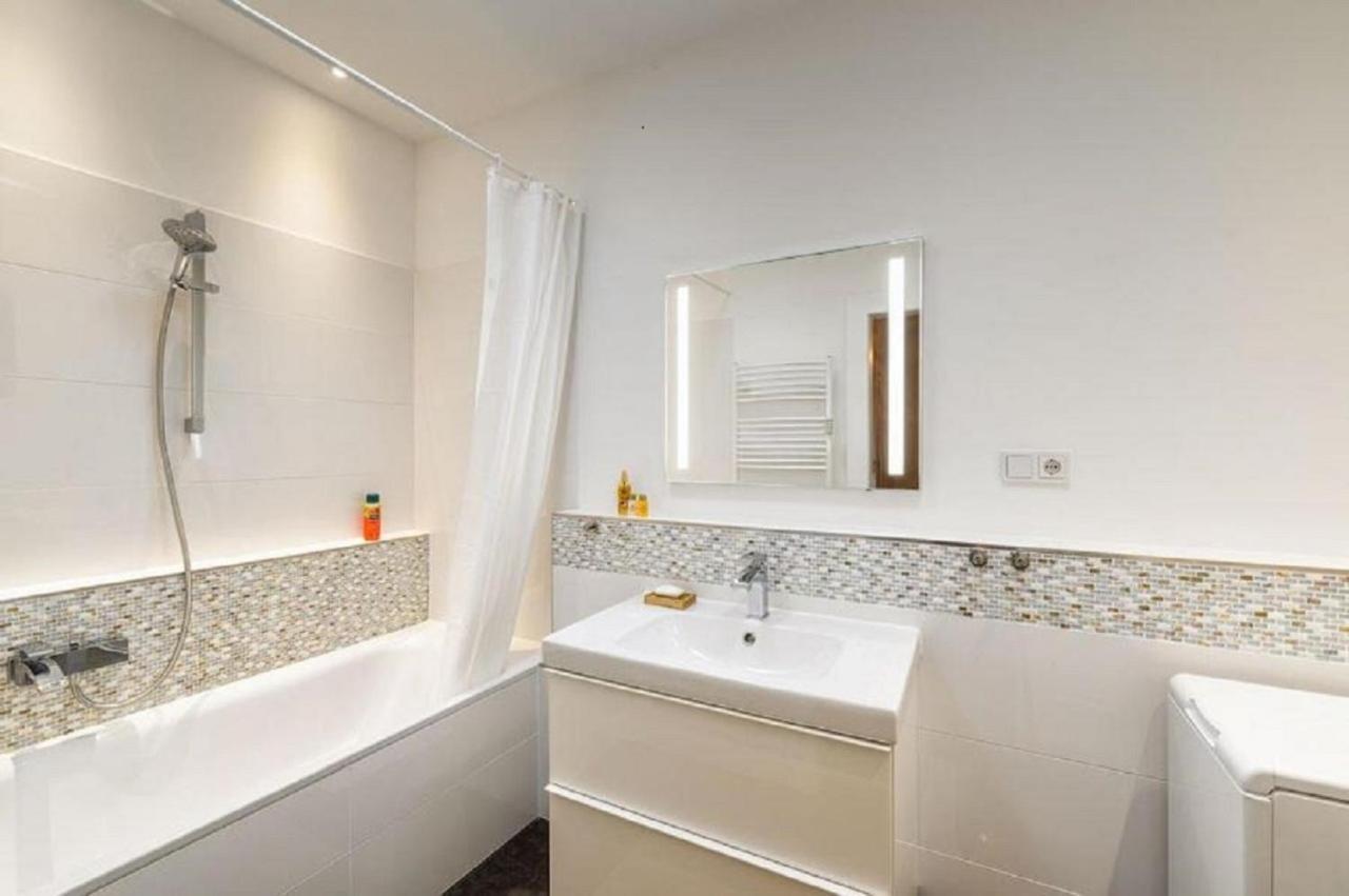 Villa Eschebach - Ferienwohnung دريسدن المظهر الخارجي الصورة